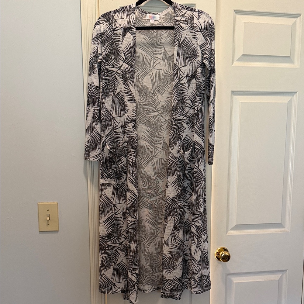 Black and White Leaf Print Cardigan